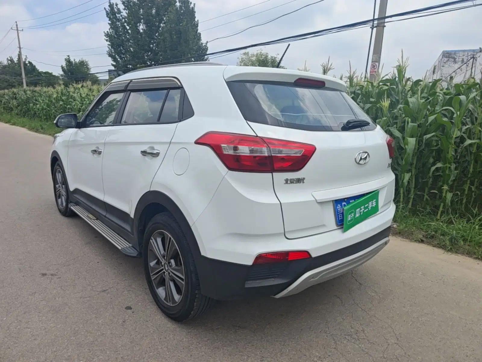 Hyundai ix25 2015 1.6L Automatic Two-Wheel Drive Smart GLS Trim — миниатюра 4