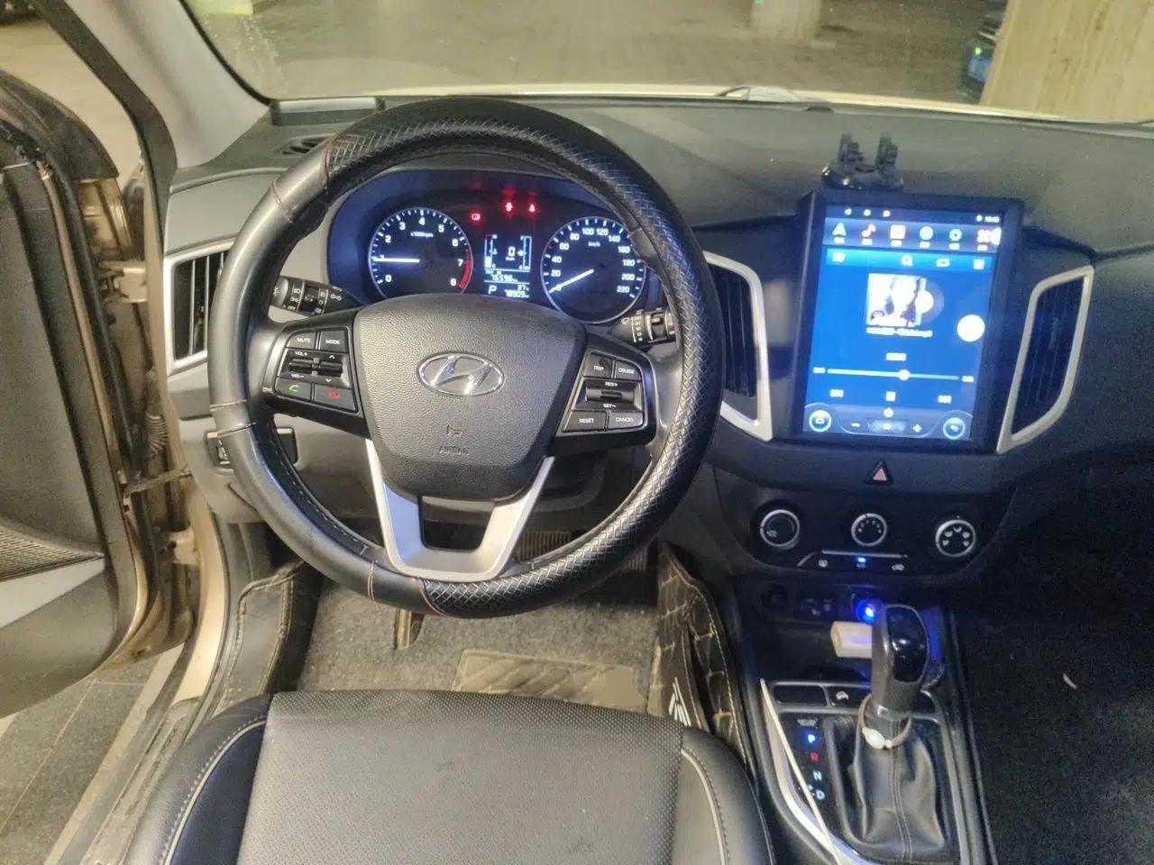 Hyundai ix25 2015 1.6L Automatic Two-Wheel Drive Smart GLS Trim — миниатюра 7