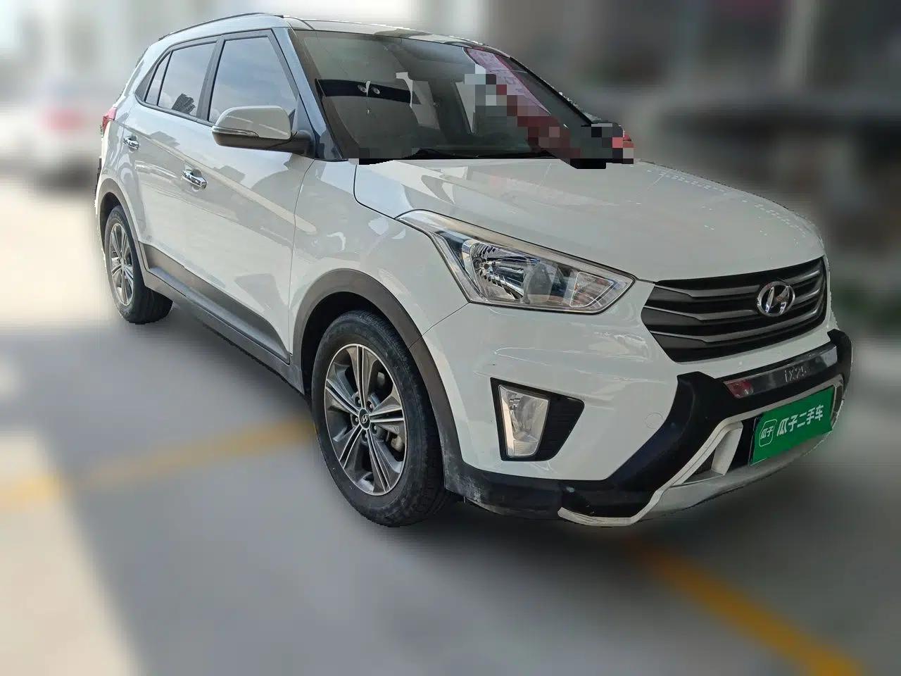 Hyundai ix25 2015 1.6L Automatic Two-Wheel Drive Smart GLS Trim — миниатюра 3