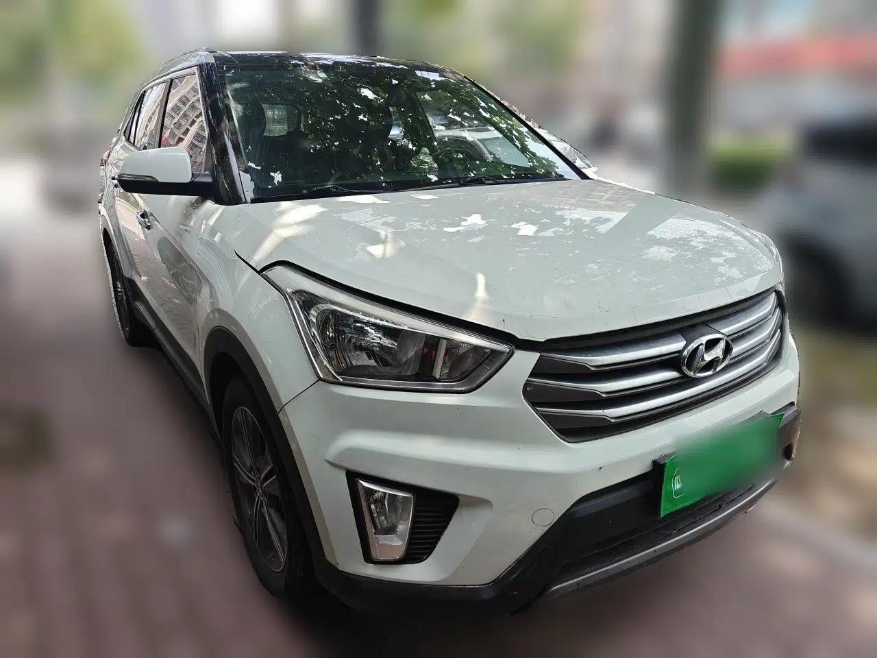 Hyundai ix25 2015 1.6L Automatic Two-Wheel Drive Smart GLS Trim — миниатюра 3