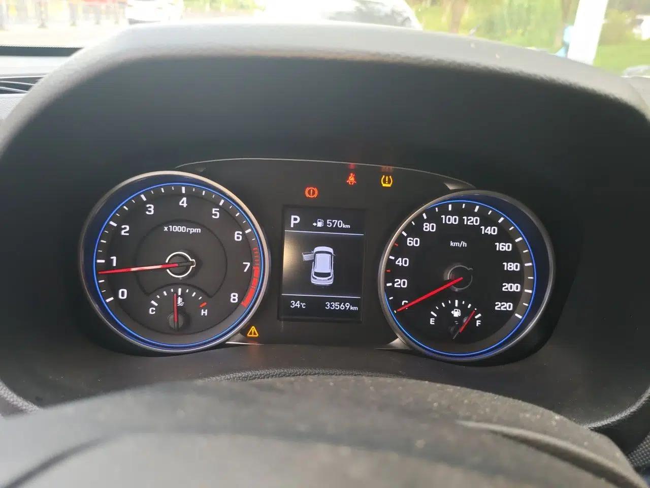 Hyundai ix25 2017 1.4T Automatic Smart Version — миниатюра 11