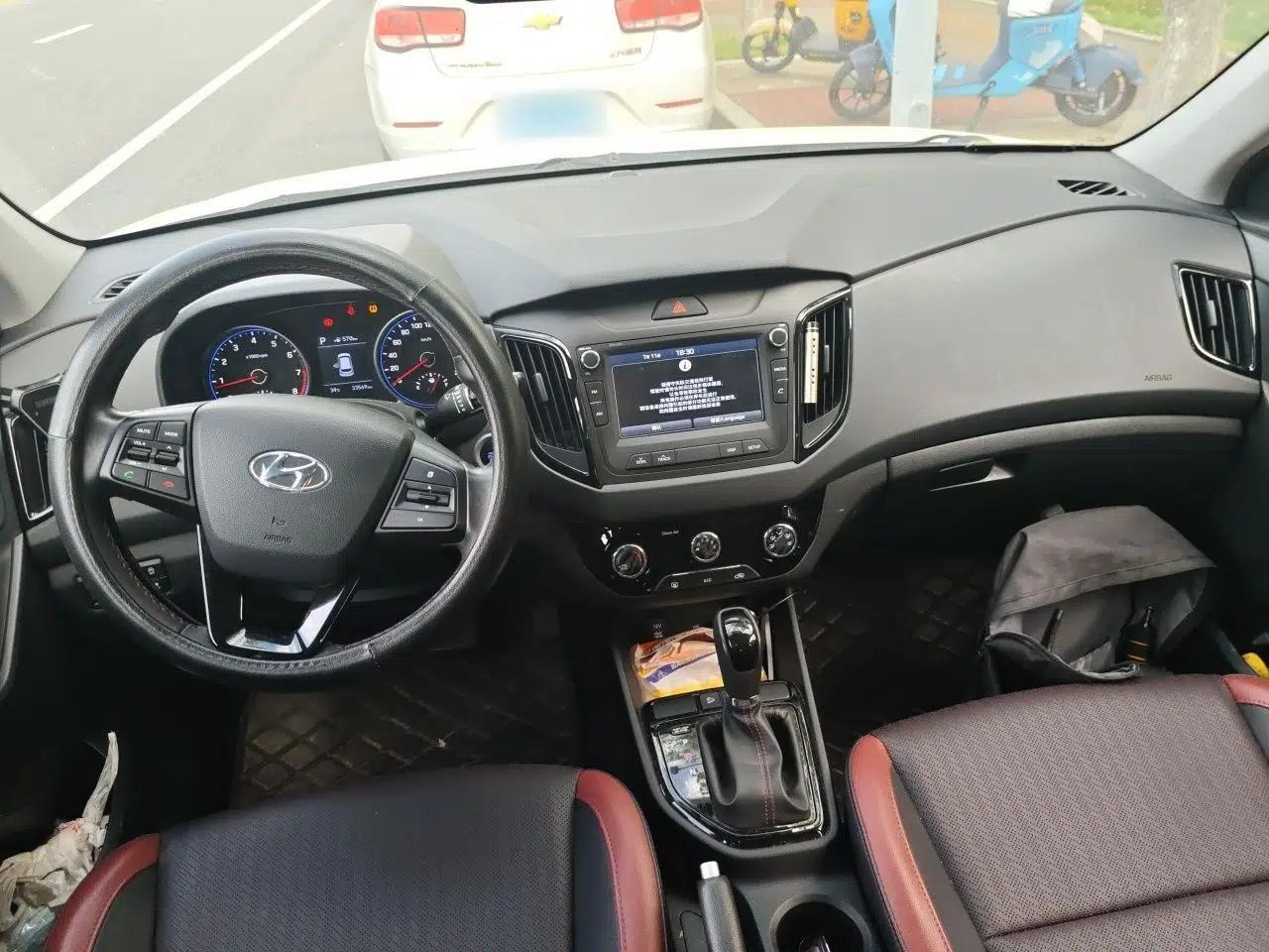 Hyundai ix25 2017 1.4T Automatic Smart Version — миниатюра 9