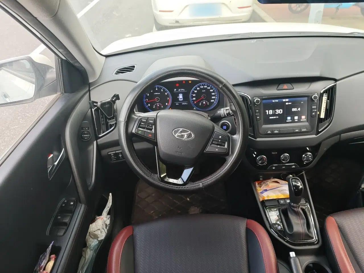 Hyundai ix25 2017 1.4T Automatic Smart Version — миниатюра 10