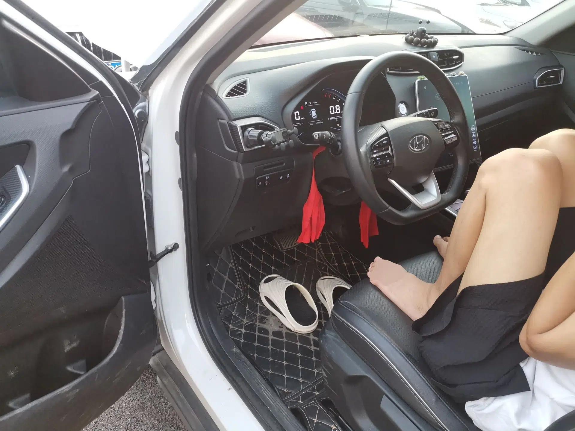 Hyundai ix25 2020 1.5L CVT DLX Prestige Version — миниатюра 16