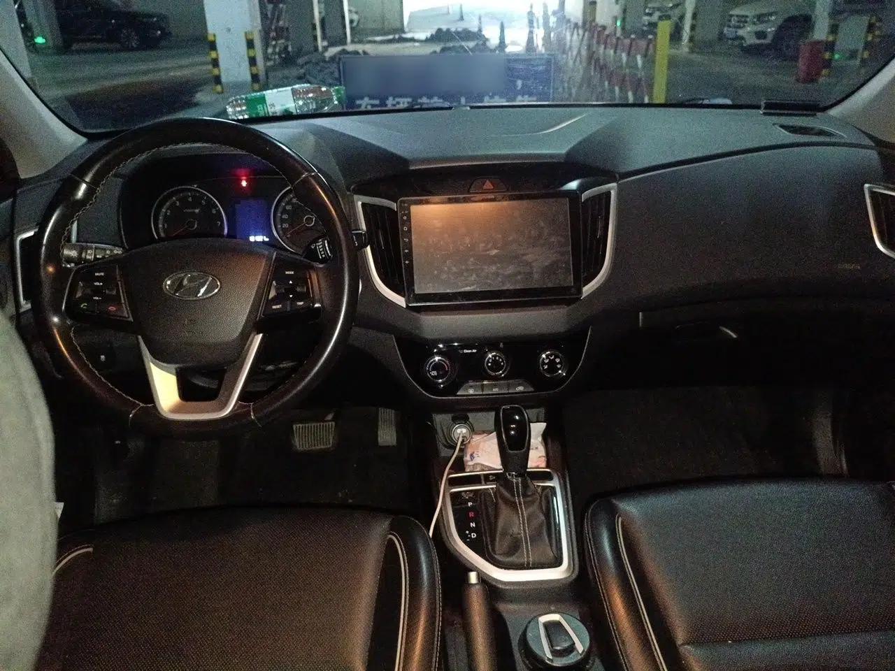 Hyundai ix25 2017 1.6L Automatic Smart Version — миниатюра 9