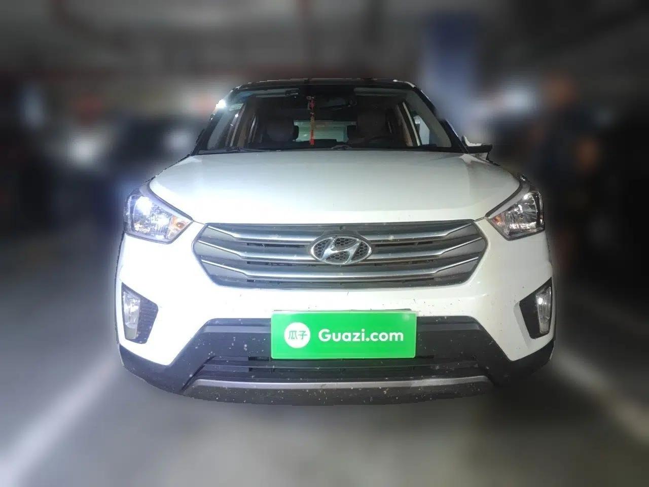 Hyundai ix25 2015 1.6L Automatic Two-Wheel Drive Smart GLS Trim — миниатюра 2