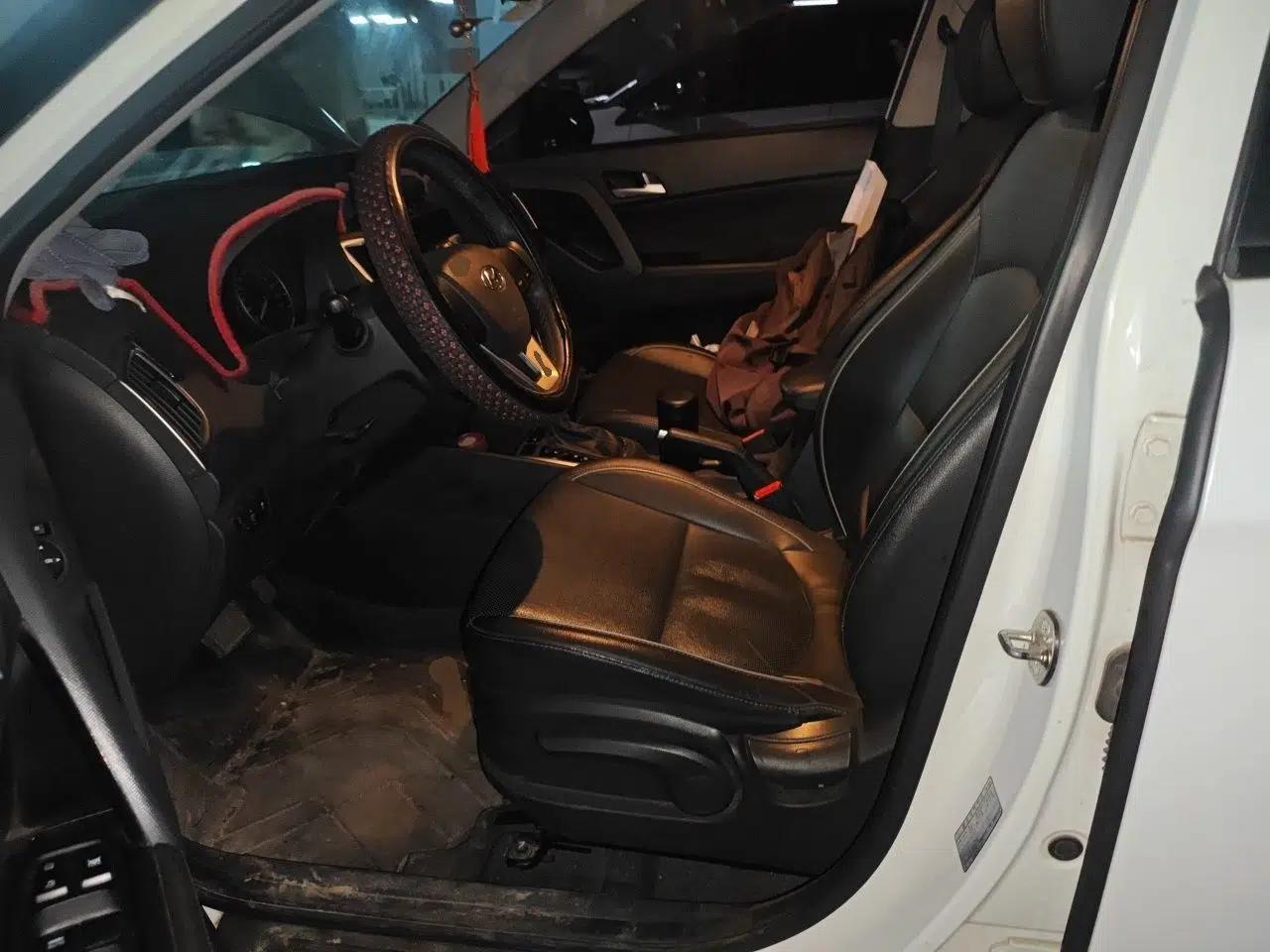 Hyundai ix25 2015 1.6L Automatic Two-Wheel Drive Smart GLS Trim — миниатюра 15