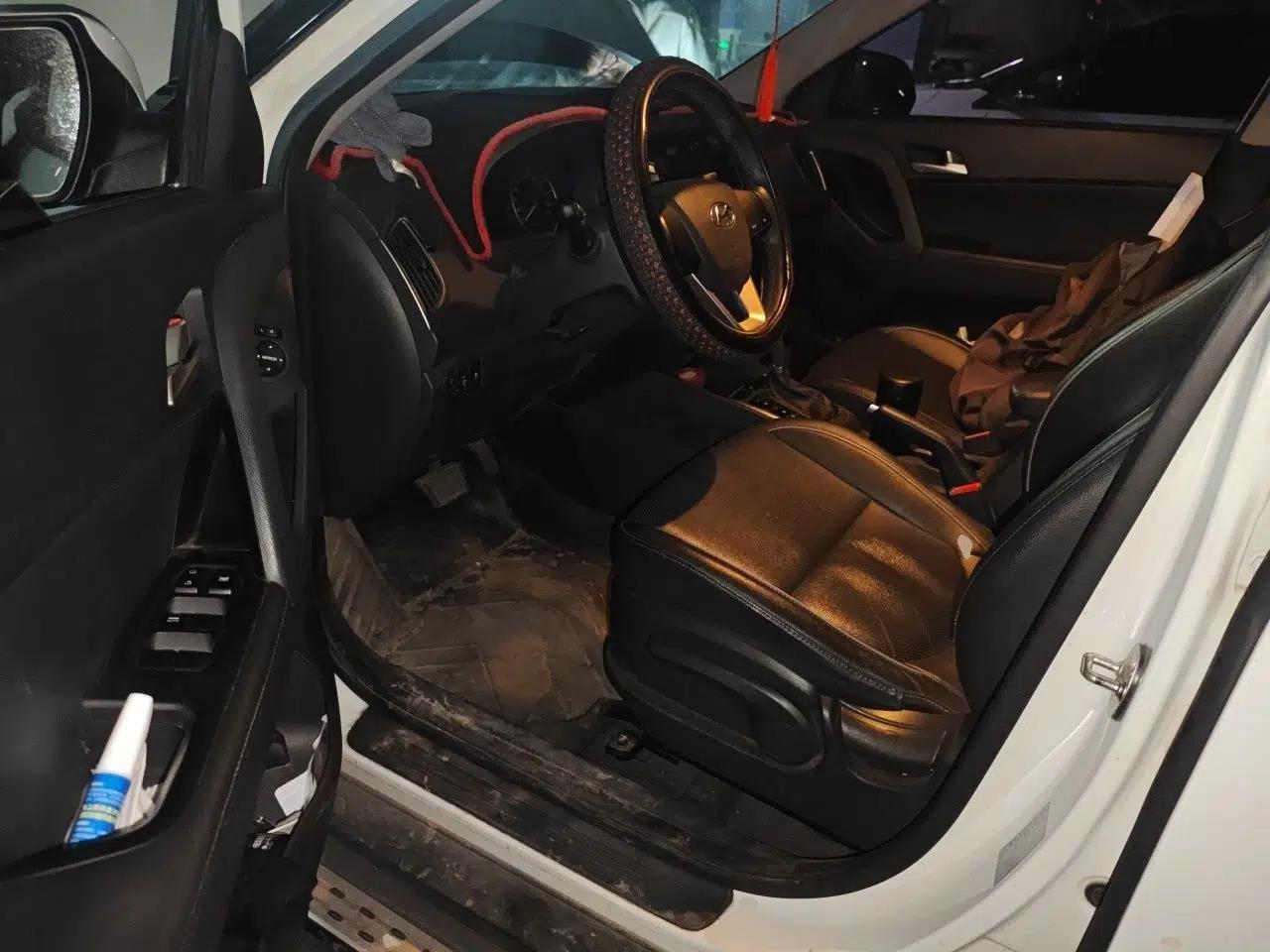 Hyundai ix25 2015 1.6L Automatic Two-Wheel Drive Smart GLS Trim — миниатюра 16