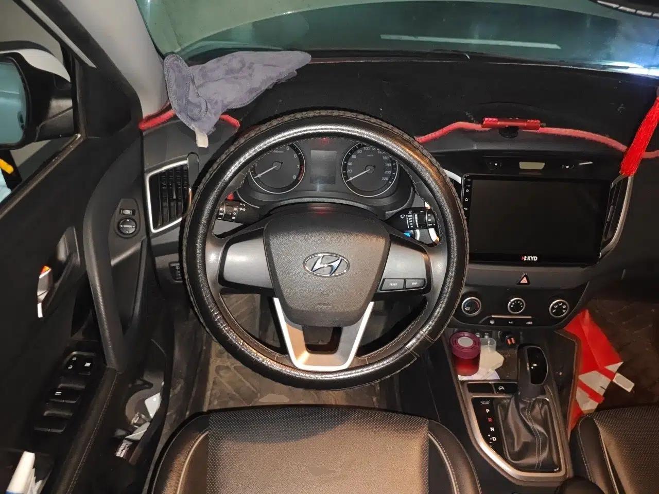 Hyundai ix25 2015 1.6L Automatic Two-Wheel Drive Smart GLS Trim — миниатюра 10