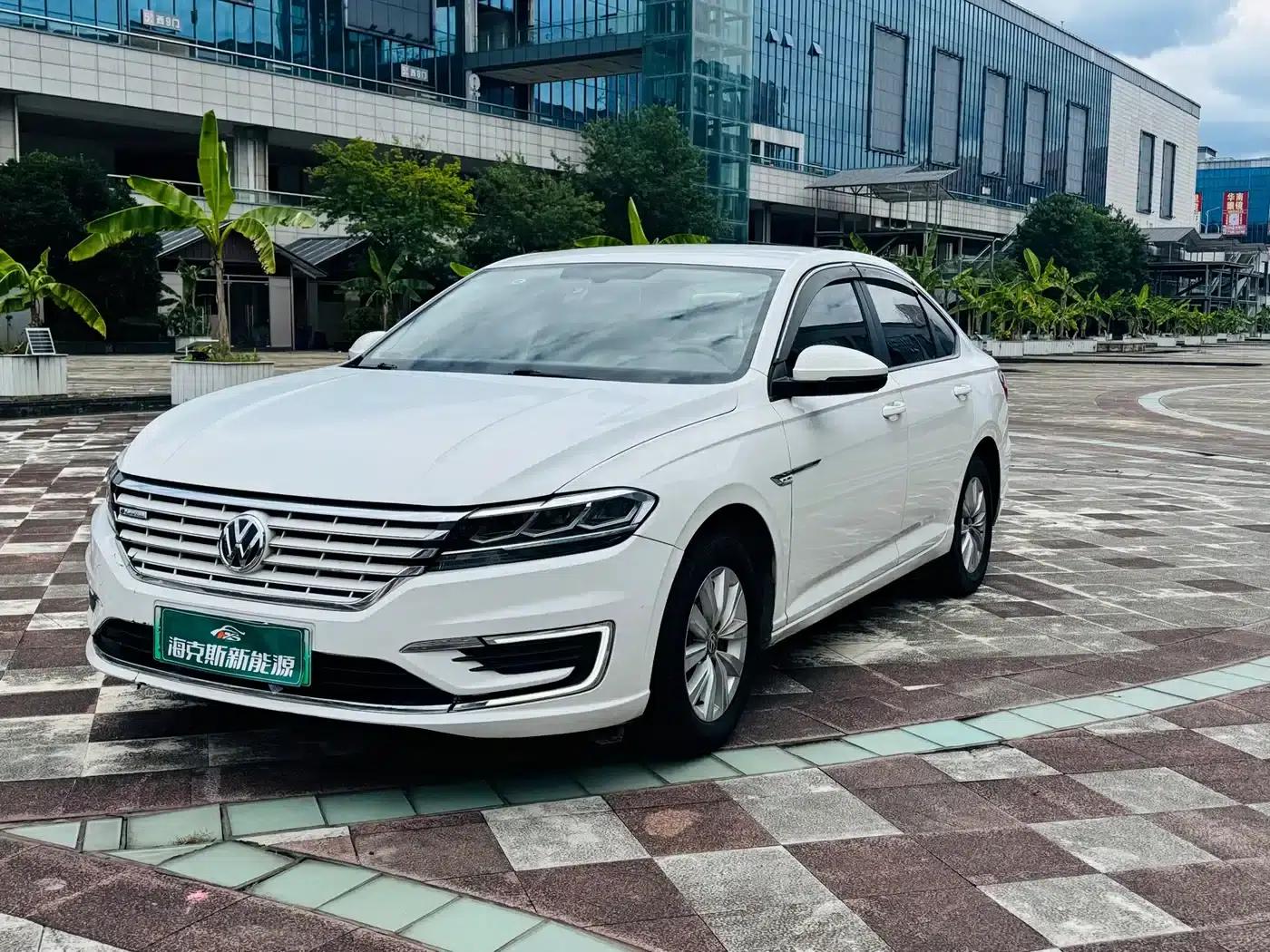 2019 Volkswagen Lavida EV Premium Edition — миниатюра 1