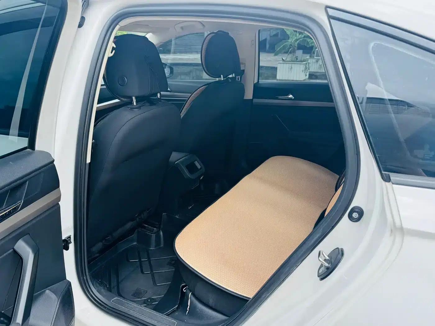 2019 Volkswagen Lavida EV Premium Edition — миниатюра 7
