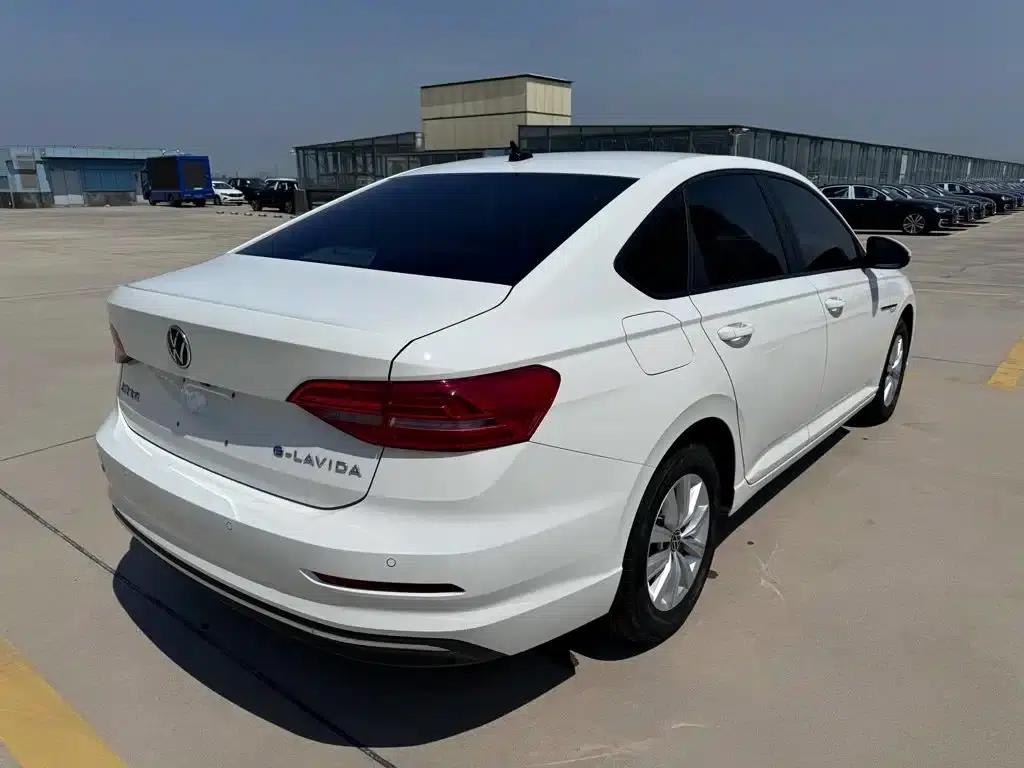 2019 Volkswagen Lavida EV Premium Edition — миниатюра 9