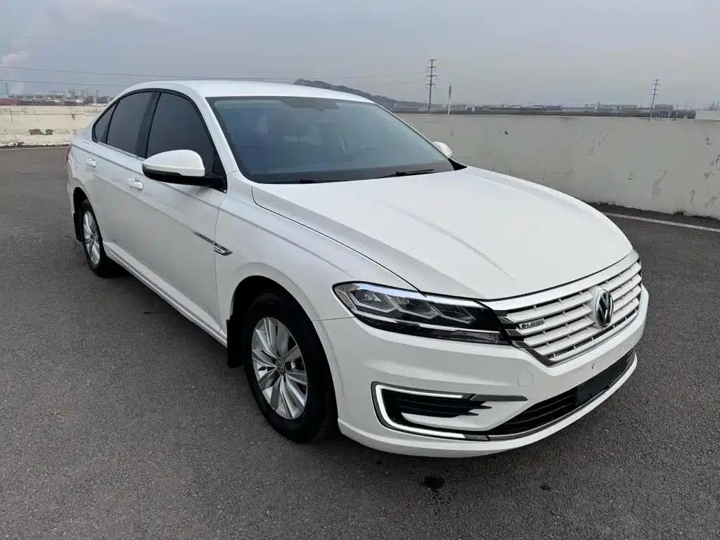 2019 Volkswagen Lavida EV Premium Edition — миниатюра 3