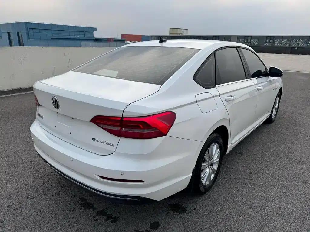 2019 Volkswagen Lavida EV Premium Edition — миниатюра 9