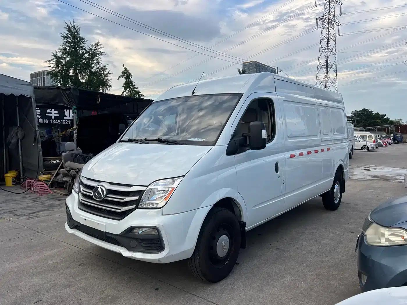 Xintu V80 2021 2.0T PLUS Manual Transmission Van, Long Wheelbase, Mid-Roof, 3 Seats — миниатюра 4