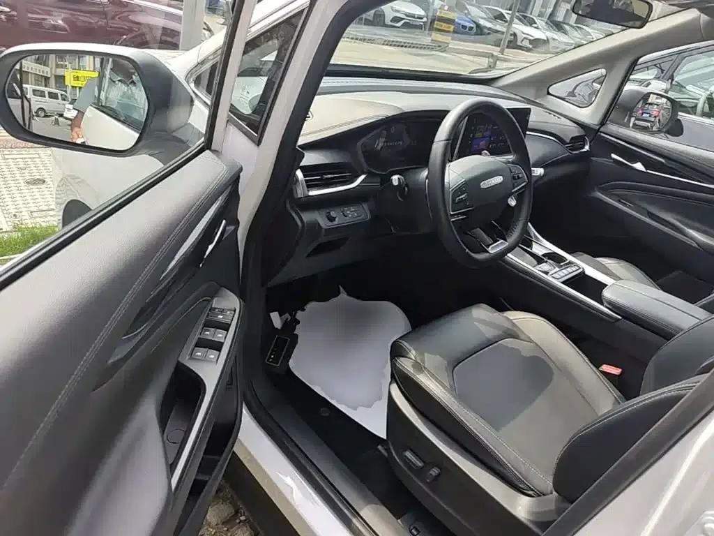 Maxus G50 2023 PLUS 1.5T Happiness Recommendation Automatic Escort Edition — миниатюра 16