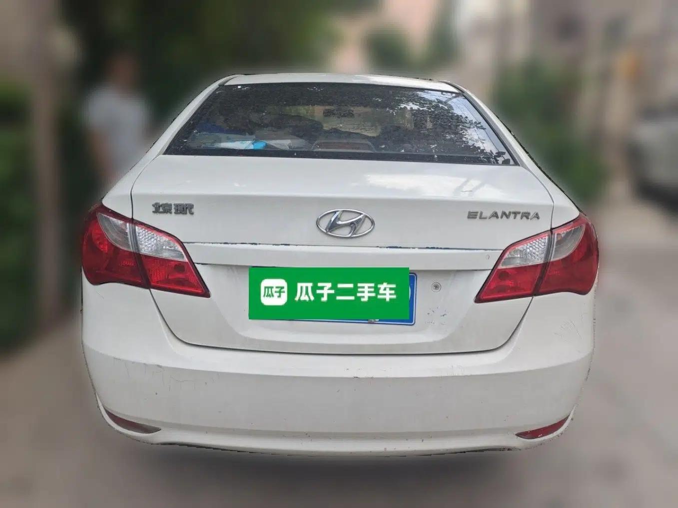 Hyundai Celesta 2016 1.6L Manual Joy Edition — миниатюра 5
