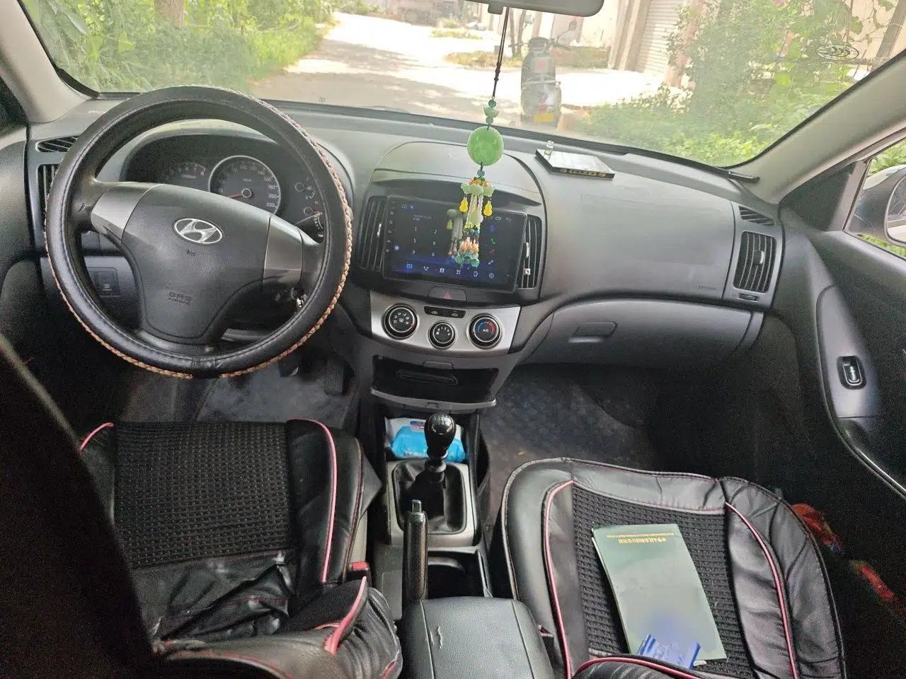 Hyundai Celesta 2016 1.6L Manual Joy Edition — миниатюра 9