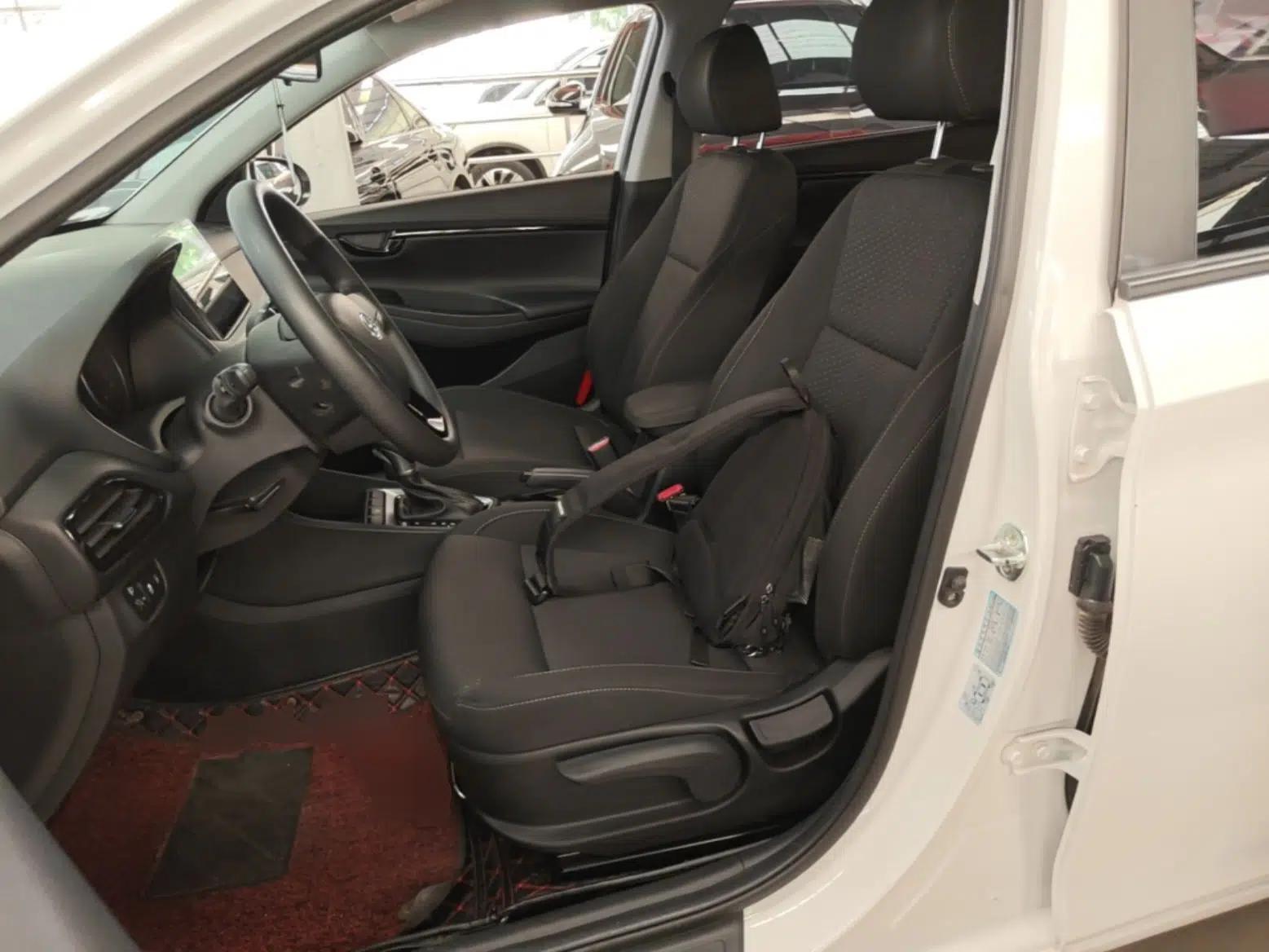 Hyundai Celesta 2020 1.6L Automatic GL Enjoyable Edition — миниатюра 17