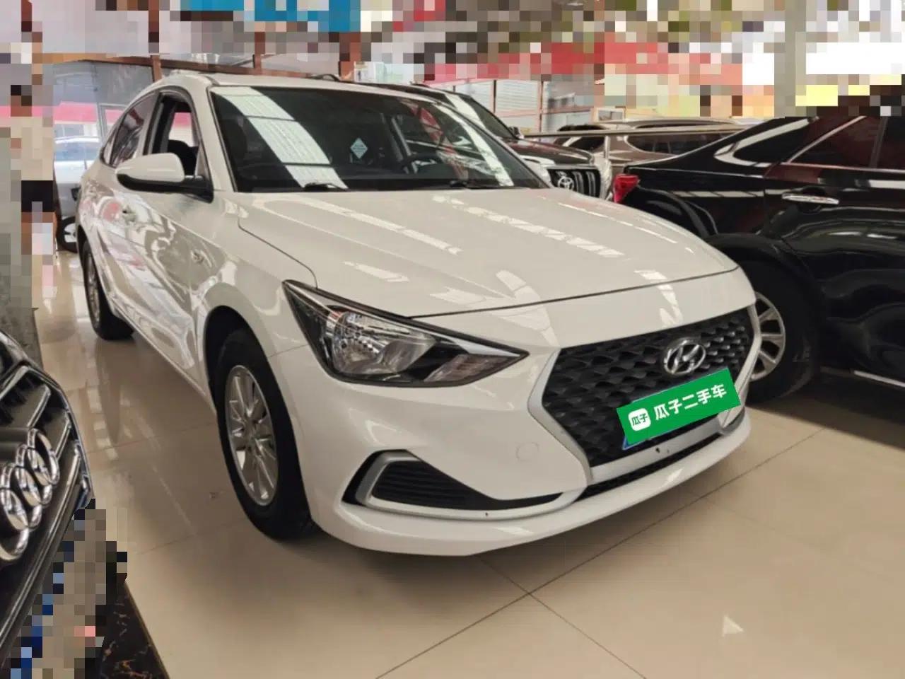 Hyundai Celesta 2020 1.6L Automatic GL Enjoyable Edition — миниатюра 3