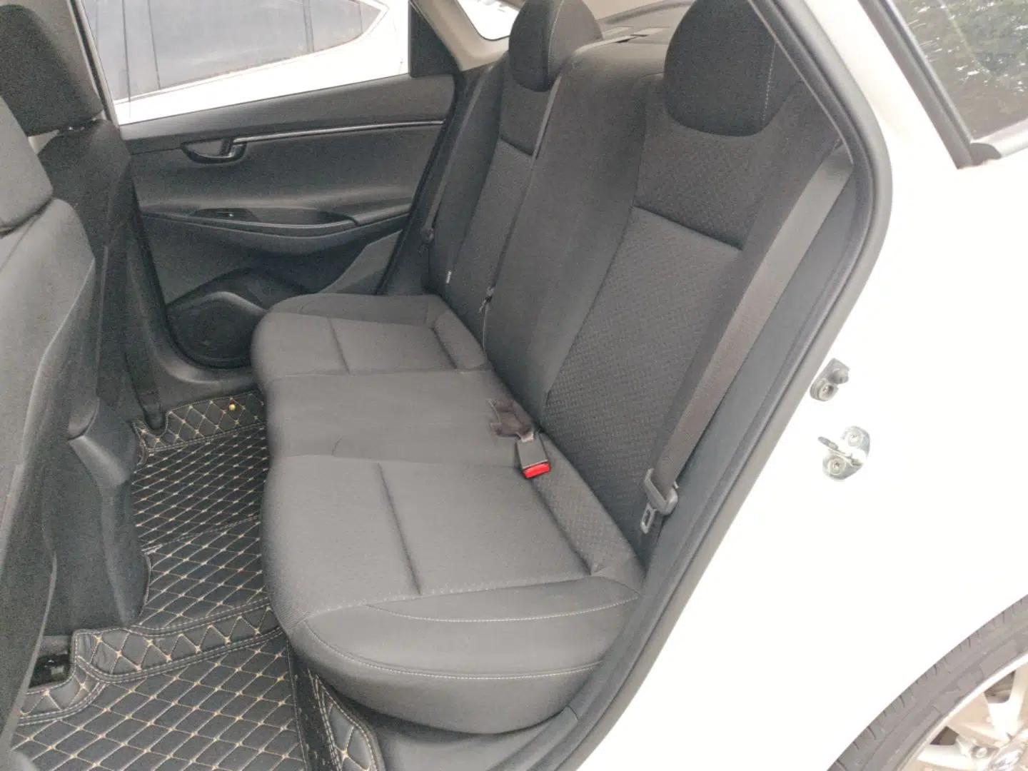 Hyundai Celesta 2020 1.6L Automatic GL Enjoyable Edition — миниатюра 20