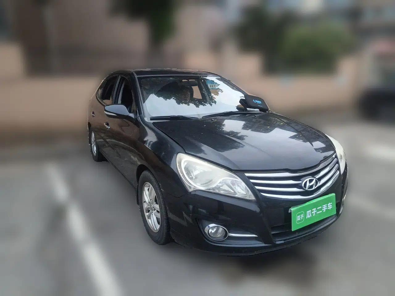 Hyundai Celesta 2011 1.6L Manual Luxury Model — миниатюра 3