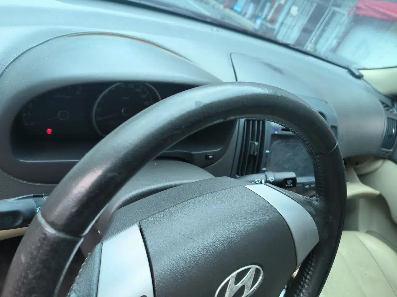Hyundai Celesta 2010 1.6L AT GL — миниатюра 11