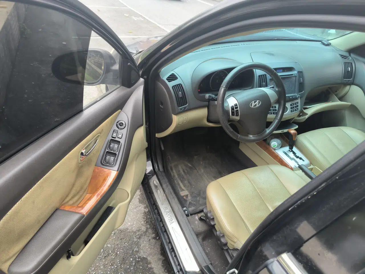 Hyundai Celesta 2010 1.6L AT GL — миниатюра 16