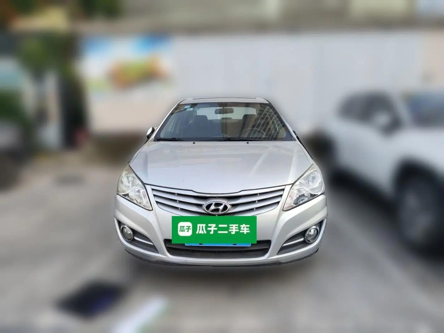 Hyundai Celesta 2011 1.6L Manual Luxury Model — миниатюра 2