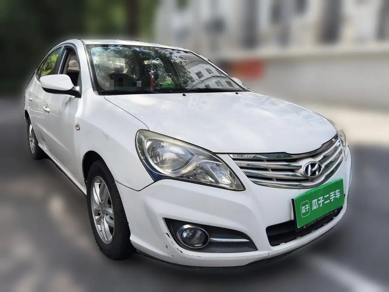 Hyundai Celesta 2011 1.6L Automatic Comfort Edition — миниатюра 3