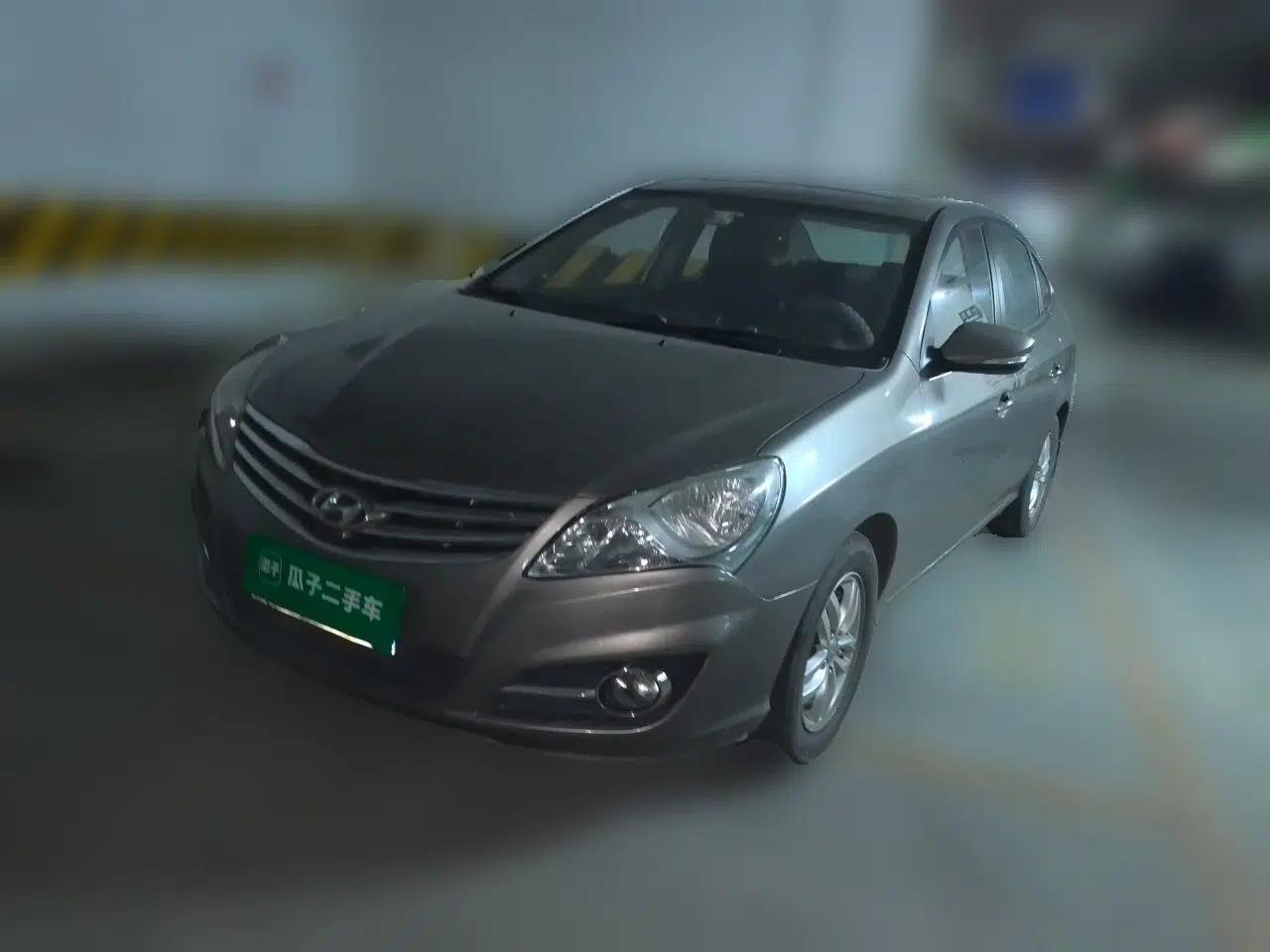 Hyundai Celesta 2011 1.6L Manual Luxury Model — миниатюра 1