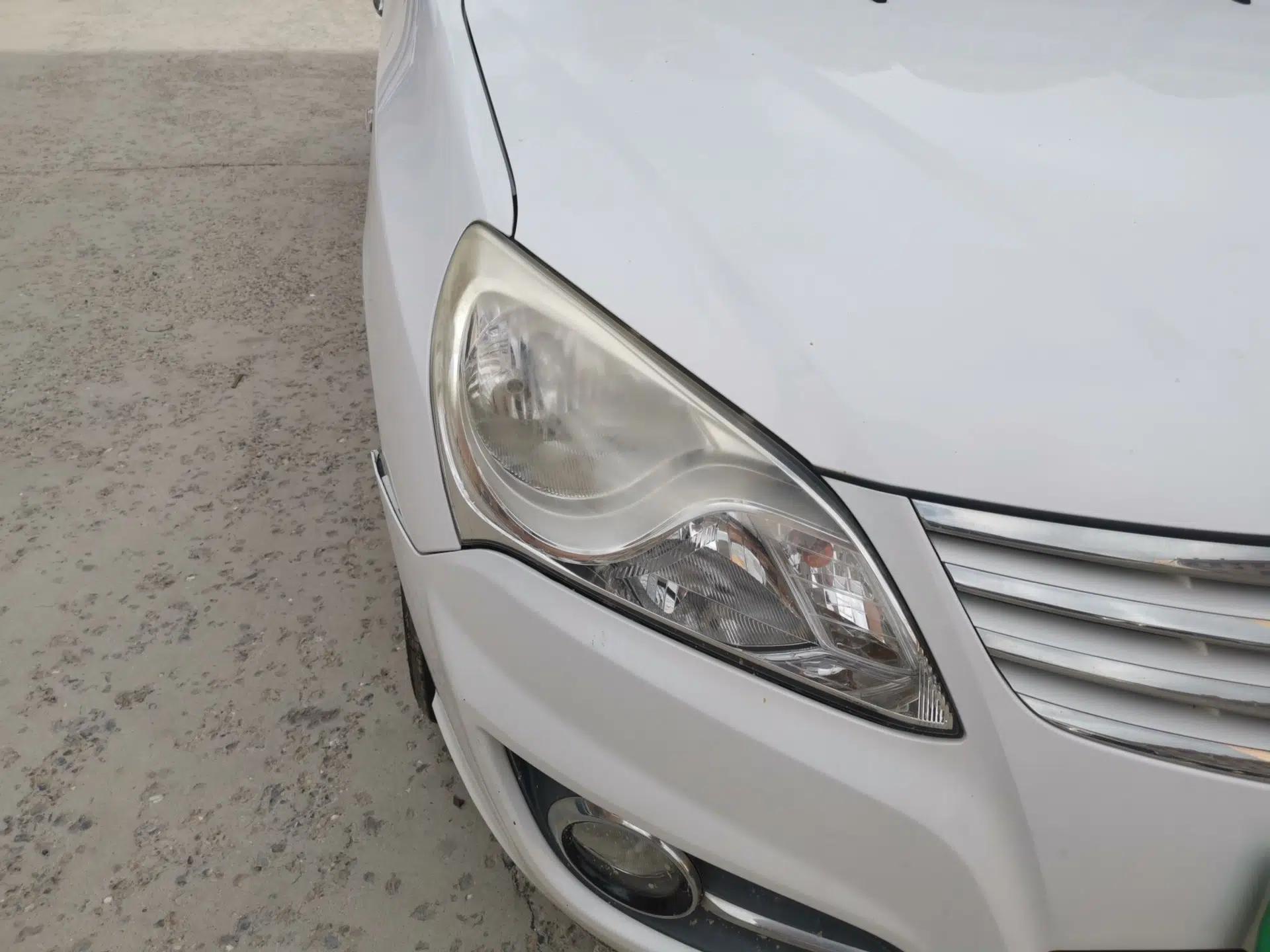 Hyundai Celesta 2016 1.6L Manual Joy Edition — миниатюра 7