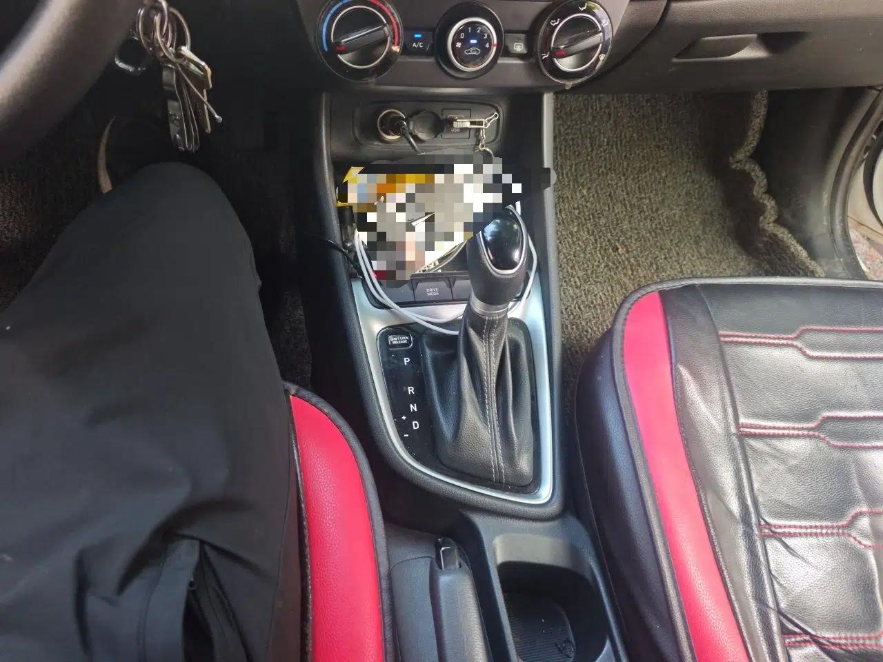 Hyundai Celesta 2020 1.6L Automatic GL Enjoyable Edition — миниатюра 14