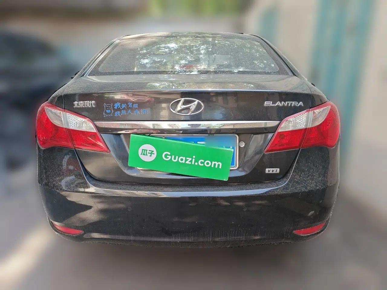 Hyundai Celesta 2011 1.6L Manual Luxury Model — миниатюра 5