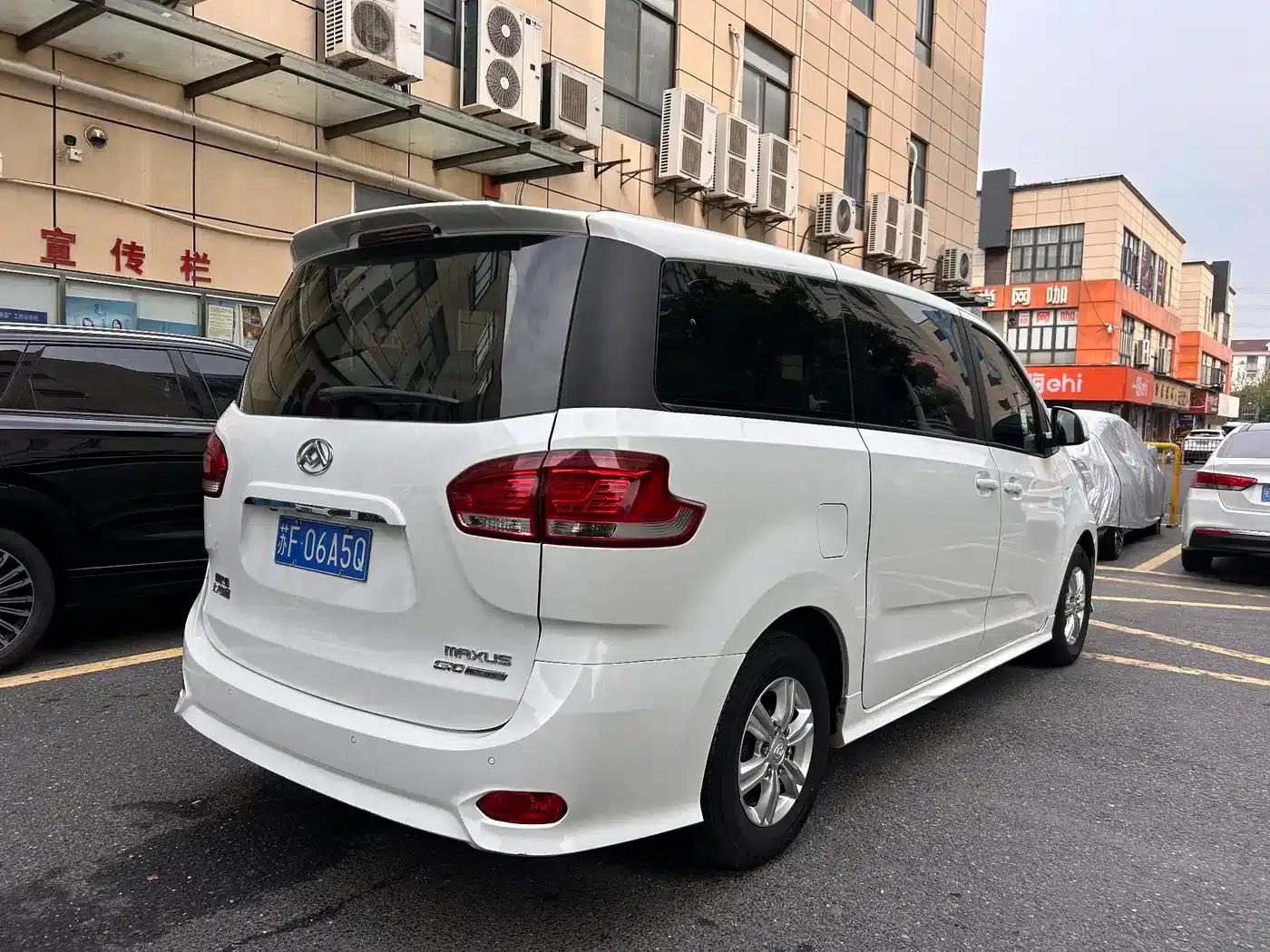 Maxus G10 2021 2.0T Automatic Elite Edition Gasoline 7-Seater — миниатюра 4