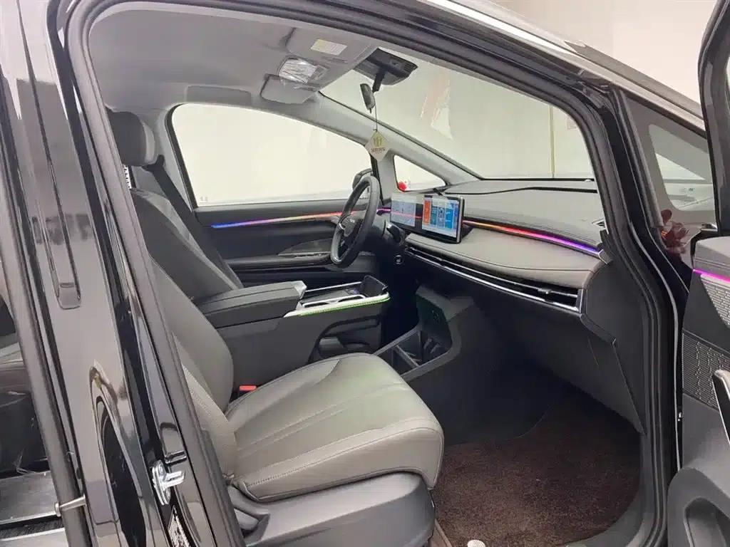 Everyone 7 2024 Facelift Super Hybrid Long Range Enjoy Edition — миниатюра 18
