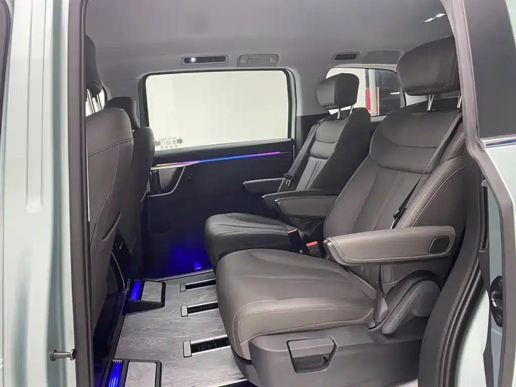 Everyone 7 2024 Facelift Super Hybrid Long Range Enjoy Edition — миниатюра 19