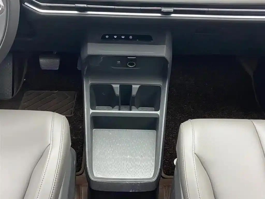 Everyone 7 2024 Facelift Super Hybrid Long Range Enjoy Edition — миниатюра 28