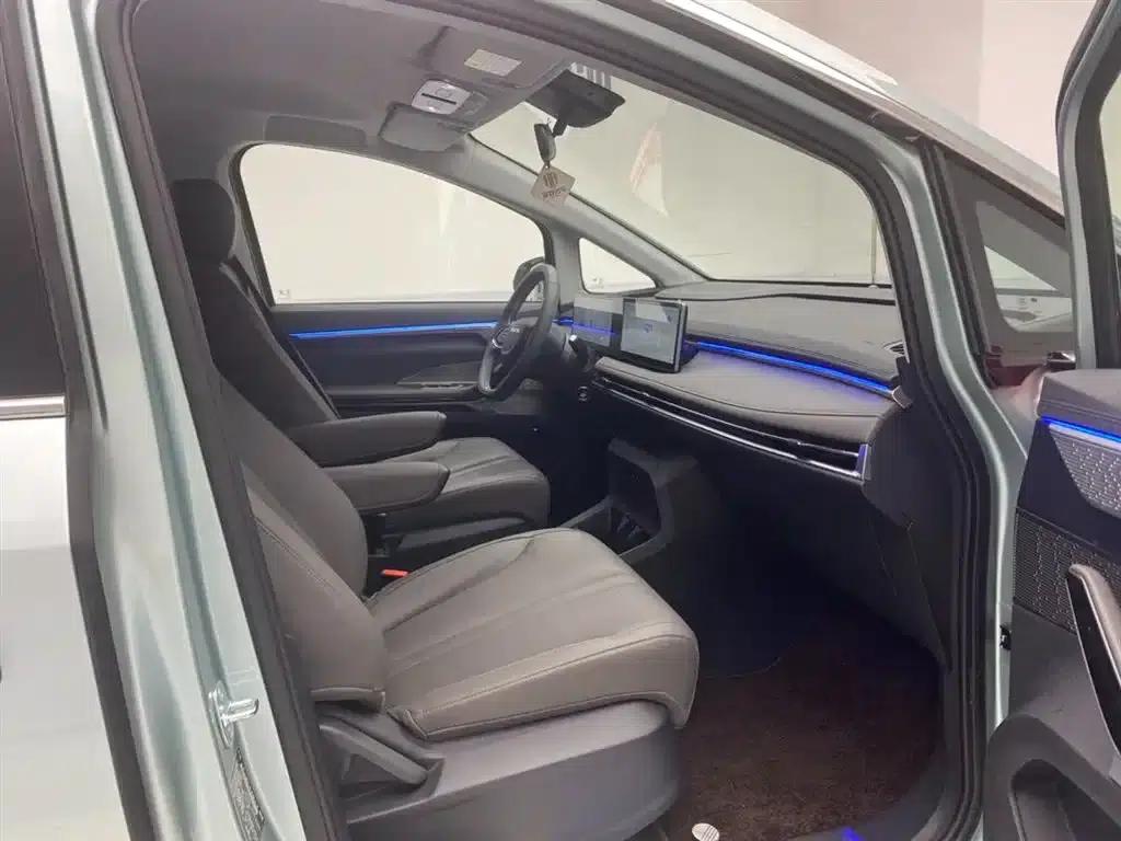 Everyone 7 2024 Facelift Super Hybrid Long Range Enjoy Edition — миниатюра 18