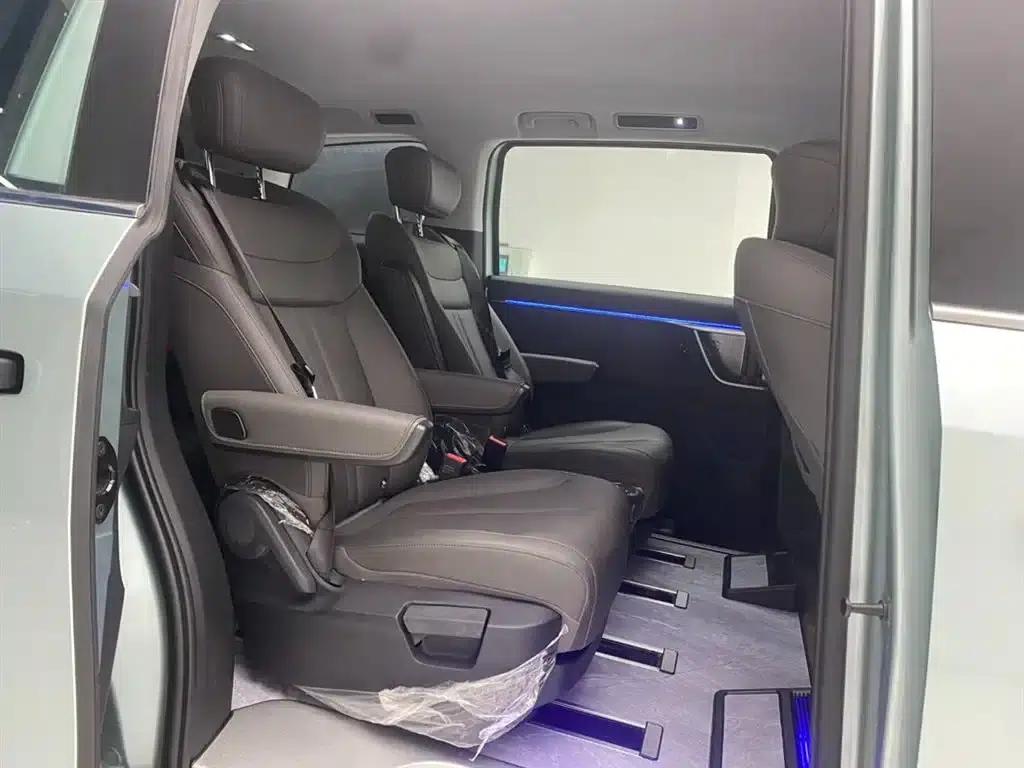 Everyone 7 2024 Facelift Super Hybrid Long Range Enjoy Edition — миниатюра 23