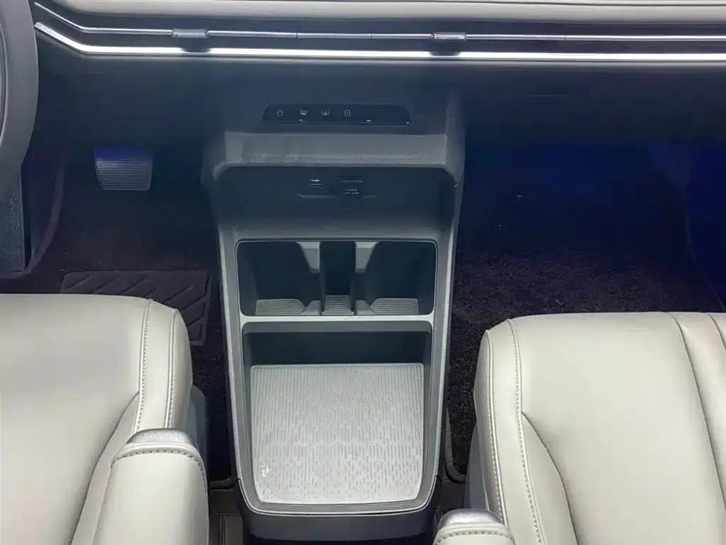 Everyone 7 2024 Facelift Super Hybrid Long Range Enjoy Edition — миниатюра 27