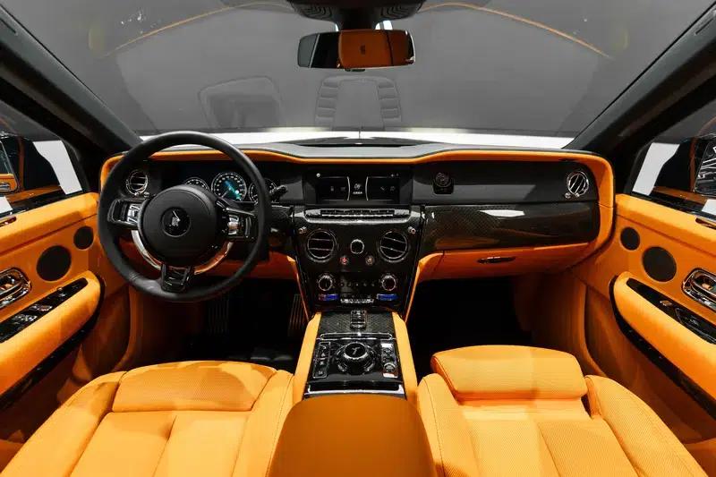 2020 Cullinan Black Badge — миниатюра 11