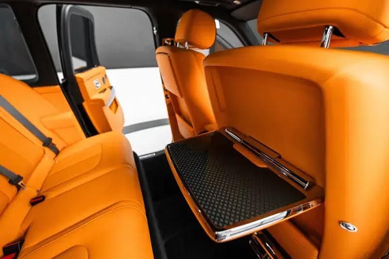 2020 Cullinan Black Badge — миниатюра 16