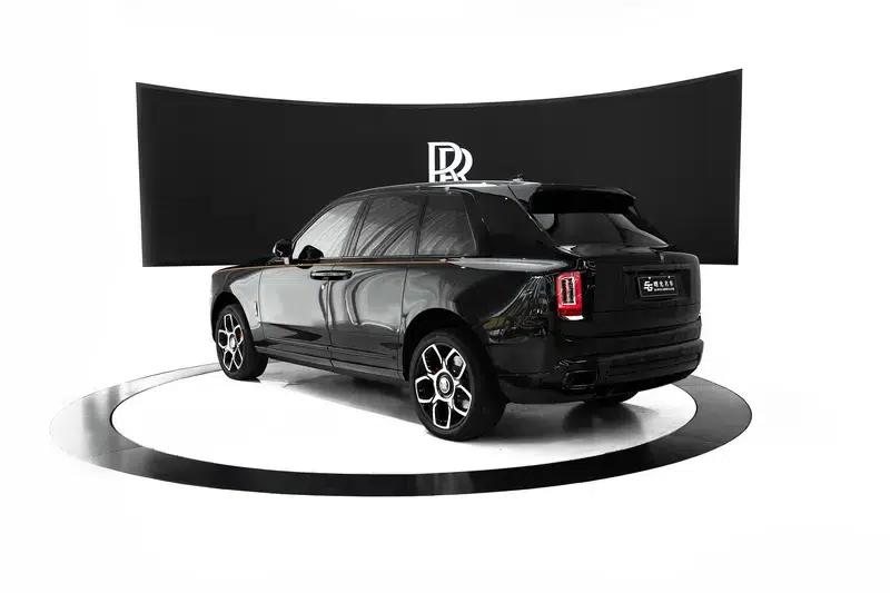 2020 Cullinan Black Badge — миниатюра 5