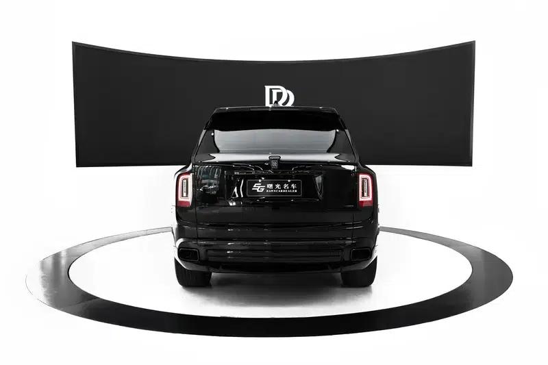 2020 Cullinan Black Badge — миниатюра 6