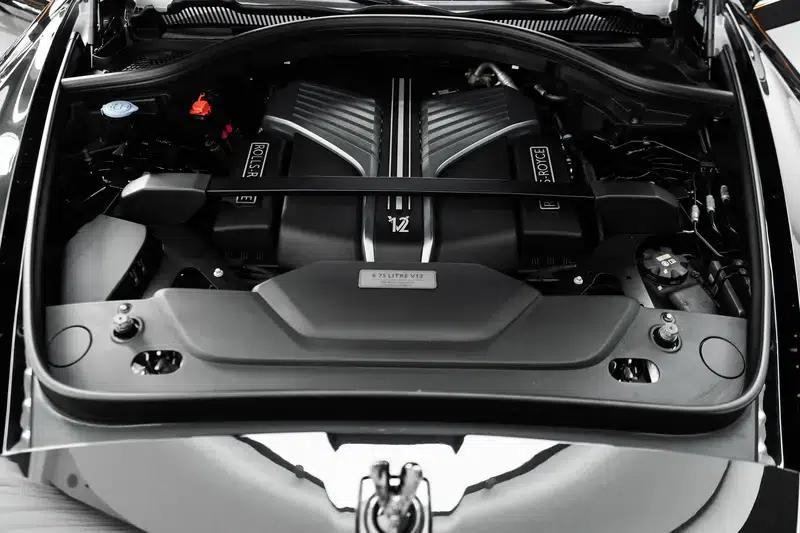 2020 Cullinan Black Badge — миниатюра 8