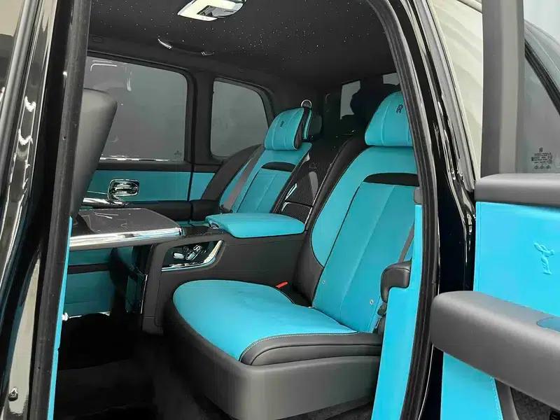 2026 Cullinan Black Badge — миниатюра 22