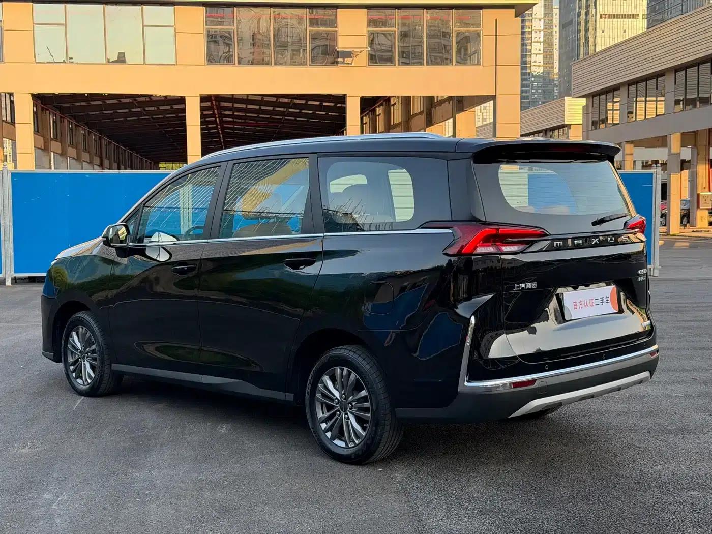 Maxus G50 Plug-in Hybrid 2025 Navigator Edition — миниатюра 12