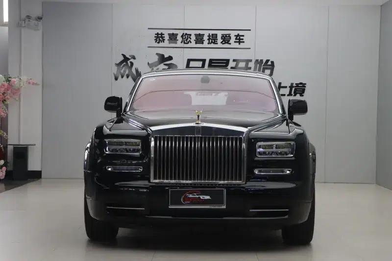 2006 Phantom 6.7L Extended Wheelbase (EWB) — миниатюра 2
