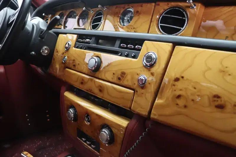 2006 Phantom 6.7L Extended Wheelbase (EWB) — миниатюра 12